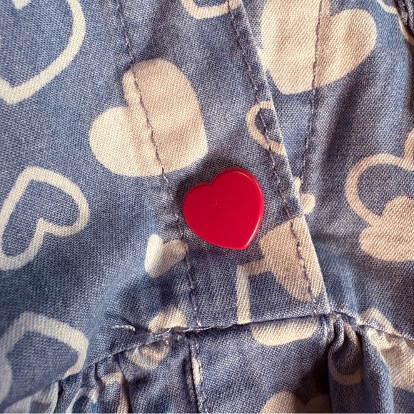 Little Lass denim dress with hot pink buttons & sunglasses | NWT | 12 months - Picture 10 of 14